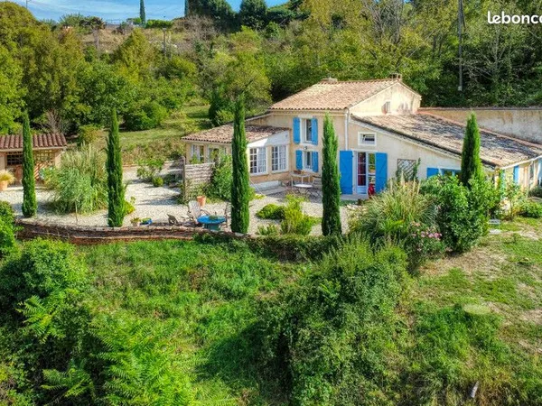 Maison provençal rénovée avec magnifique vue 360°