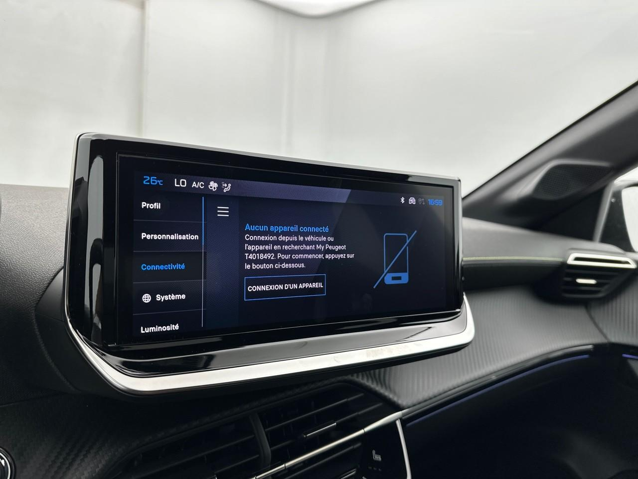 Peugeot 208 hybrid 145 ch e-dcs6 gt — photo 22