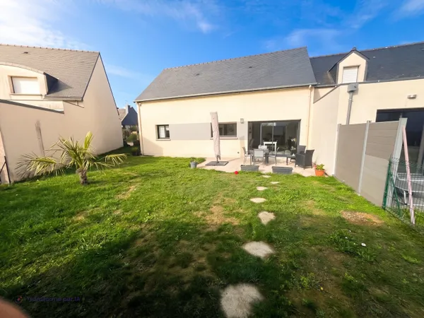 Maison plain pied 4 pièces à vendre à Chavagne - Calme et ensoleillée