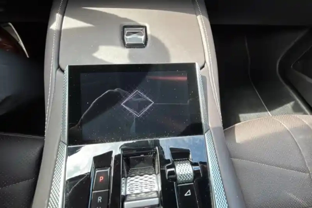 Ds Ds 4 hybride 136 e-dct6 — photo 21