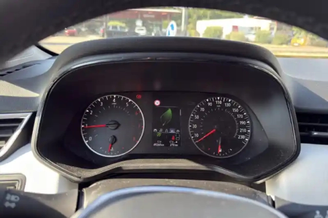 Renault Clio tce 90 — photo 17