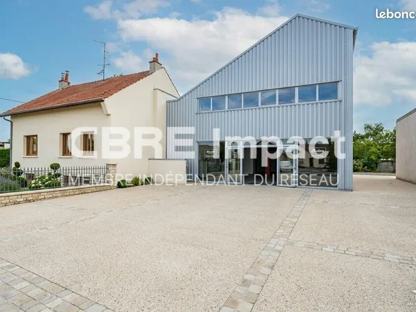 Local commercial 470 m² CHENOVE