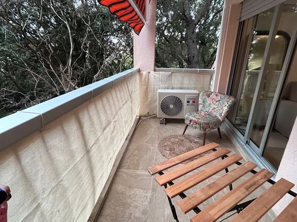 Studio location à24