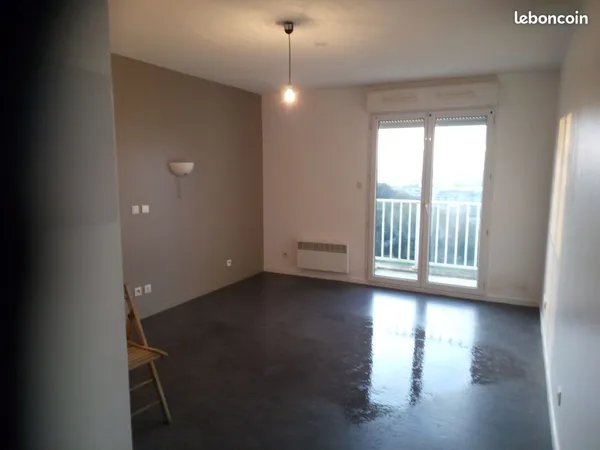 URGENT Studio Cenon Rocher de Palmer