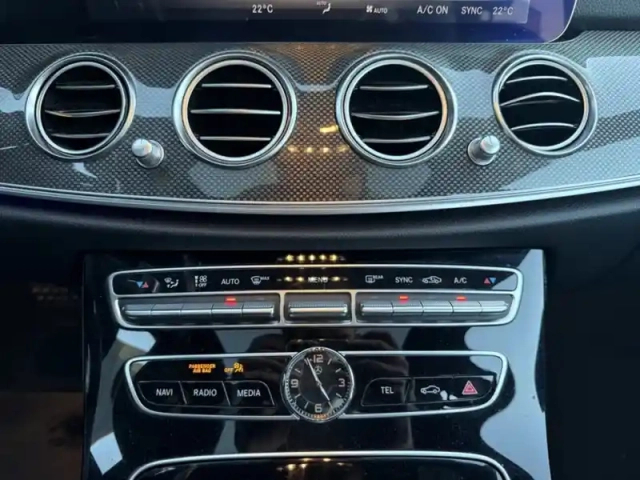 Mercedes Classe E berline 350 d 4matic fascination — photo 13