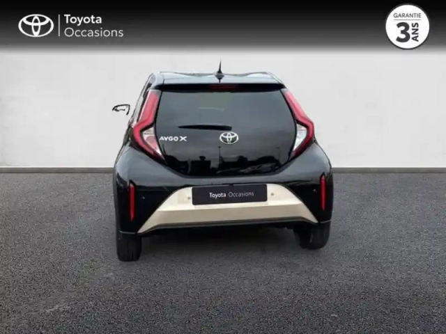 Toyota Aygo X 1.0 vvt-i 72ch design my24 — photo 4