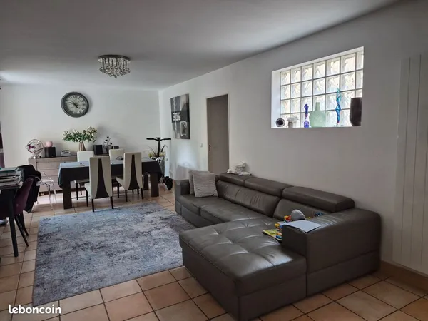 Grand 4 Pièces ensoleillé (98m2) avec balcon