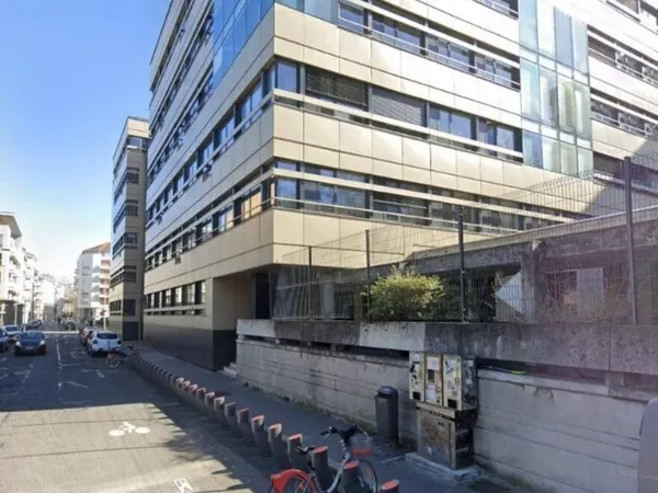 Bureaux 1905 m²