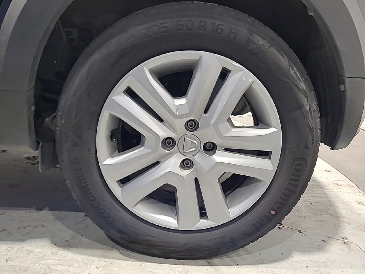 Dacia Sandero tce 90 - 22 stepway confort — photo 16