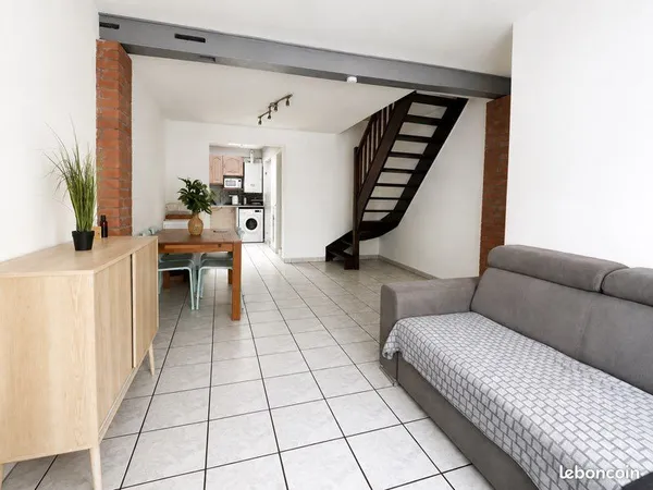 MAISON 70m2 - 3 CHAMBRES - COUR