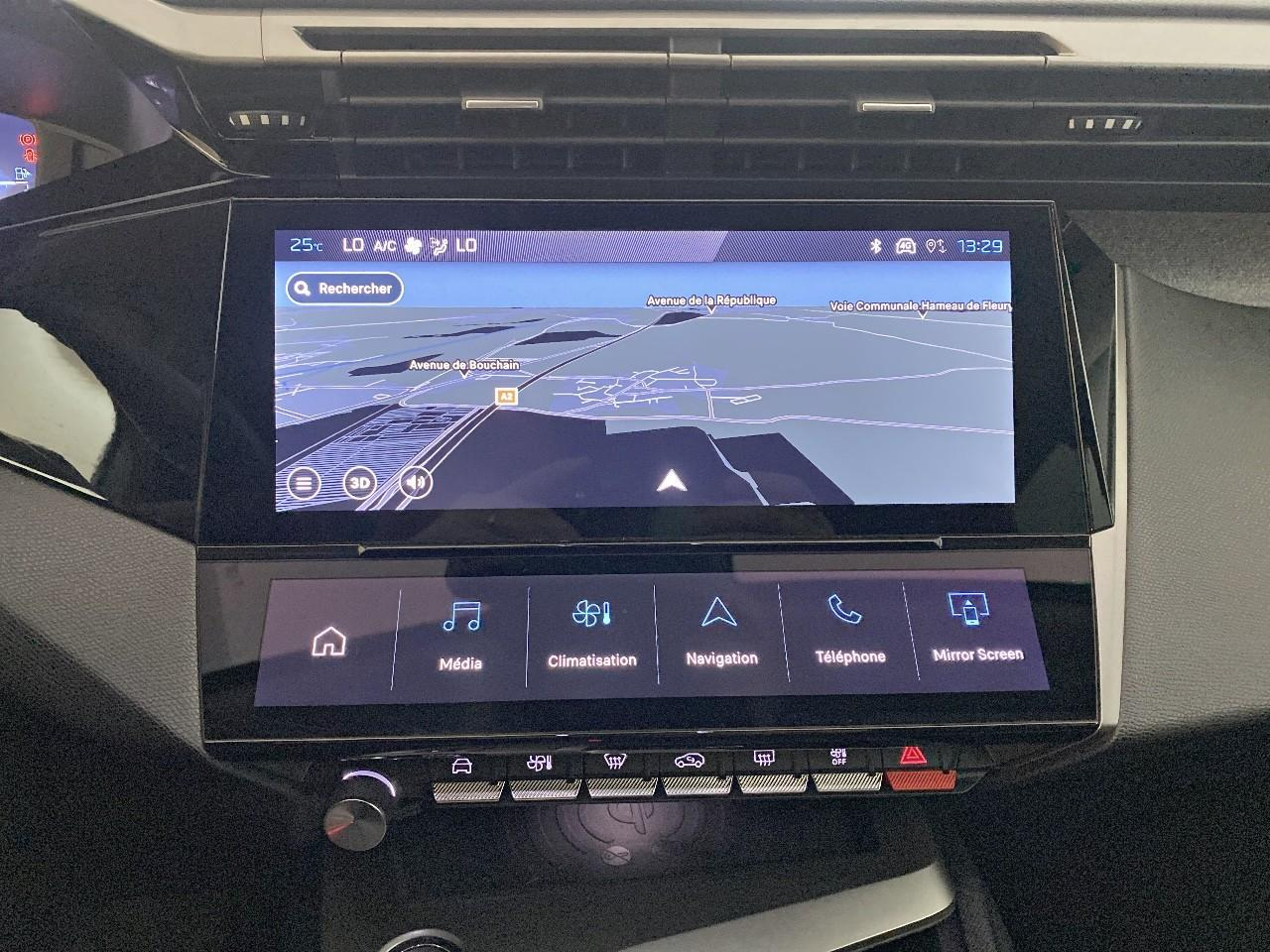 Peugeot 308 hybrid 145 e-dcs6 allure — photo 14