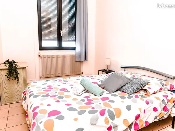 Chambre à louer dans un appartement meublé 84m² Grandclement