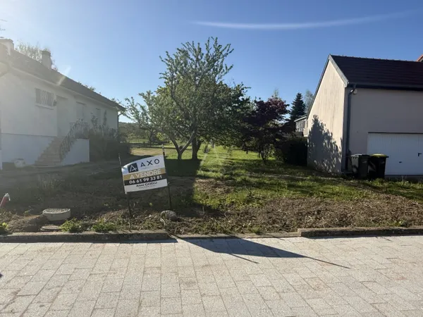 Terrain 595 m²
