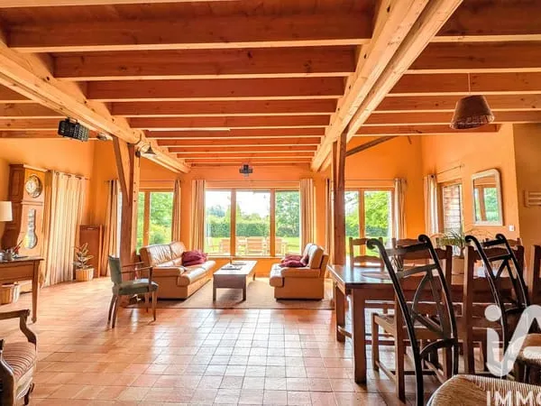 Maison 7 pièces 209 m²