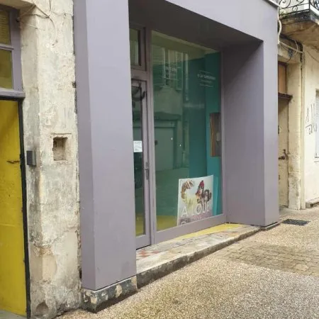 Local commercial 3 pièces 70 m²
