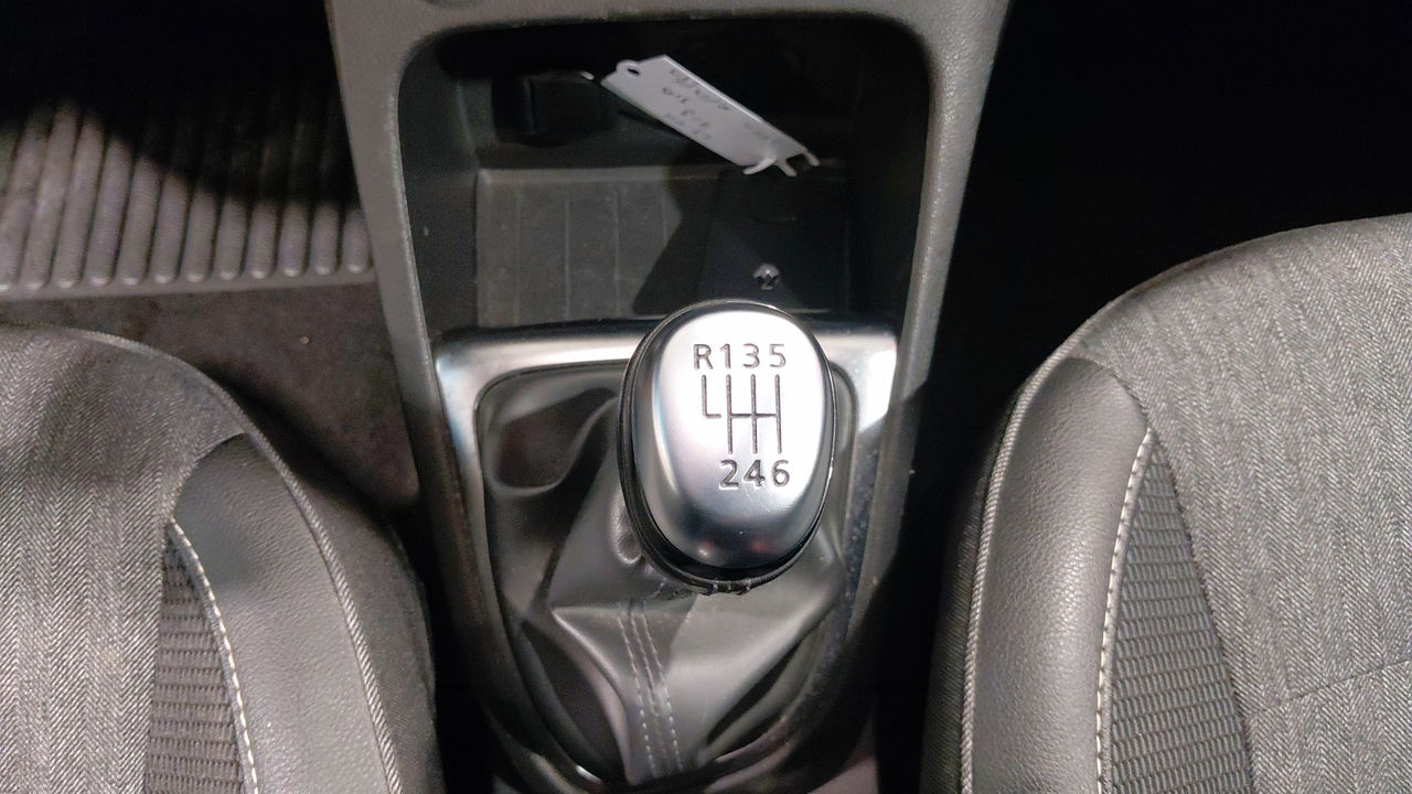 Renault Captur TCe 130 FAP — photo 22