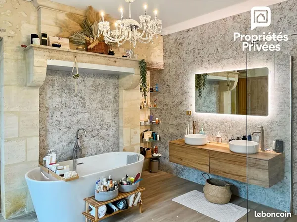 Maison 4 pièces 215 m²