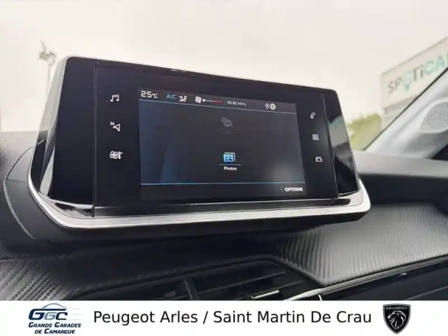 Peugeot 208 puretech 100 s&amp;s bvm6 — photo 20