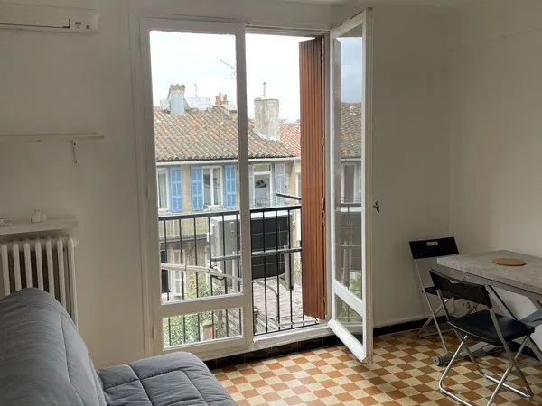 Location studio meublé