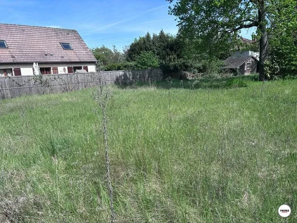 Terrain 730 m²