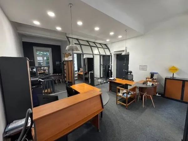Local commercial 60 m²