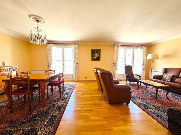 Appartement 3 pièces 82 m²