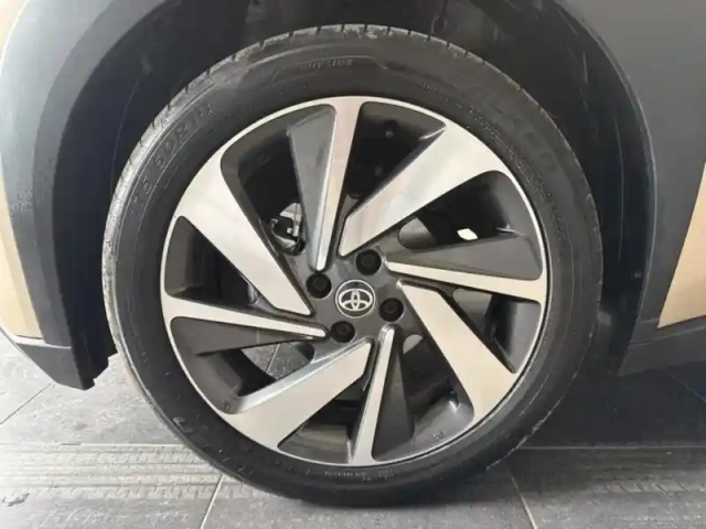 Toyota Aygo X 1.0 vvt-i 72ch collection my24 — photo 8