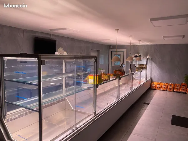 Commerce Vente Alès  150m² 50000€