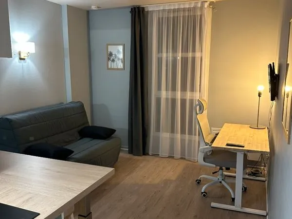 Studio rénové, Kinépolis dans résidence sécurisée