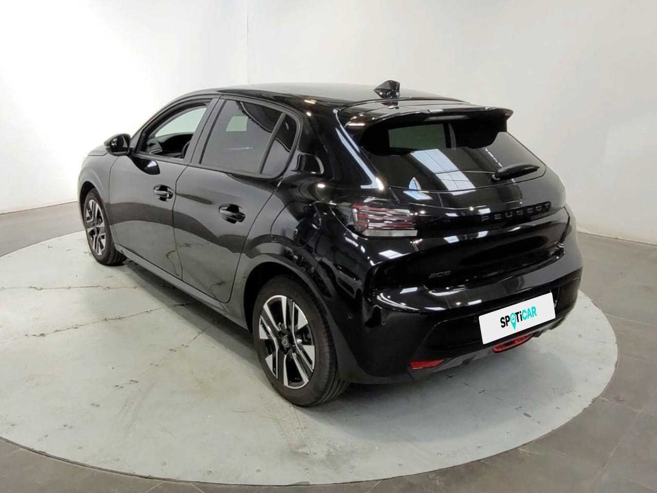 Peugeot 208 hybrid 100 e-dcs6 allure — photo 3