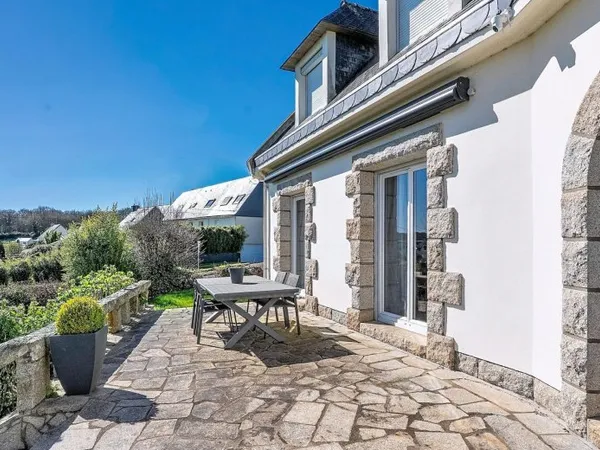 Maison familiale 202 m²
