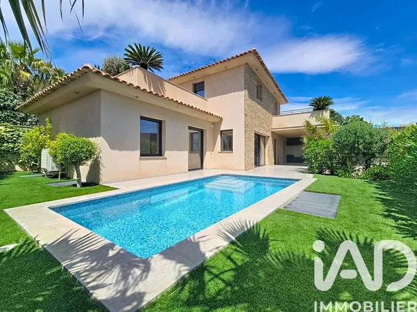 Villa 4 pièces 130 m²