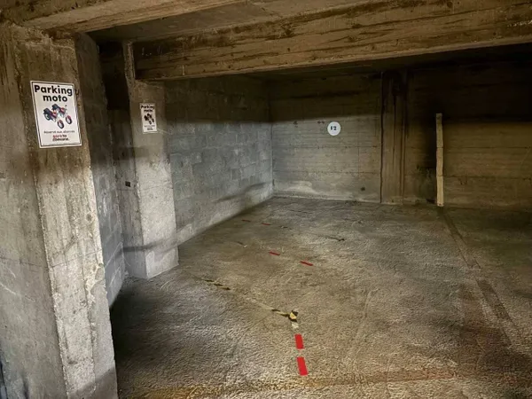 Parking 17 m²