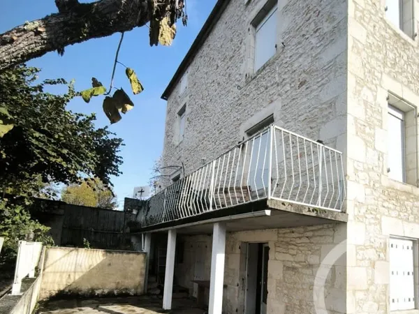 Maison 10 pièces 265 m²
