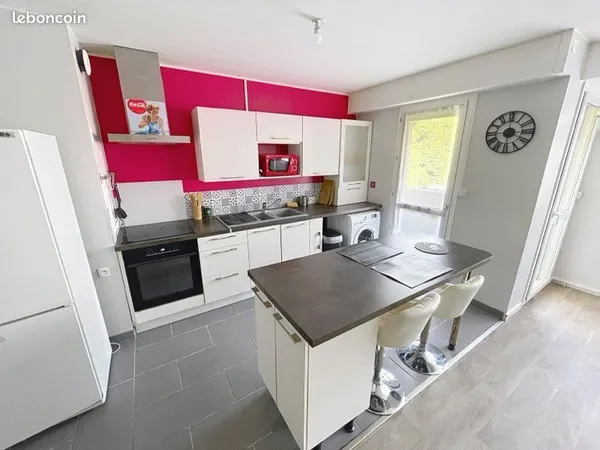 Loue appartement T2 meublé 54 m2