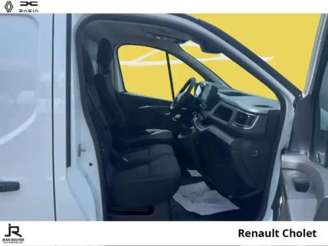 Renault Trafic fg l2h1 3t 2.0 blue dci 130ch grand confort (soit 18300? ht) — photo 4