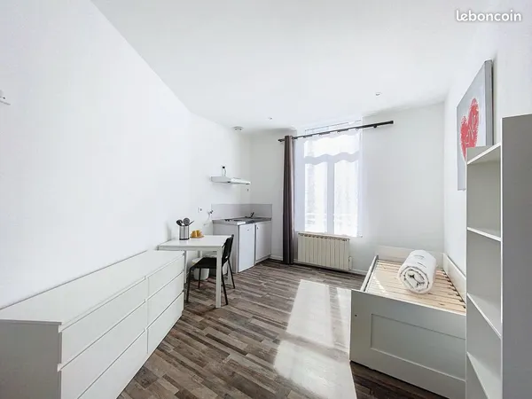 Studio 1 pièce 17 m²