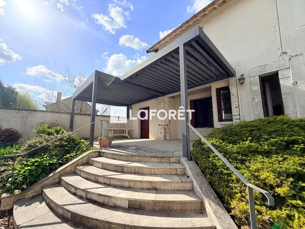 Maison 6 pièces 161 m²