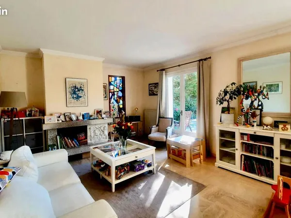 Propriété 8 pièces 250 m²