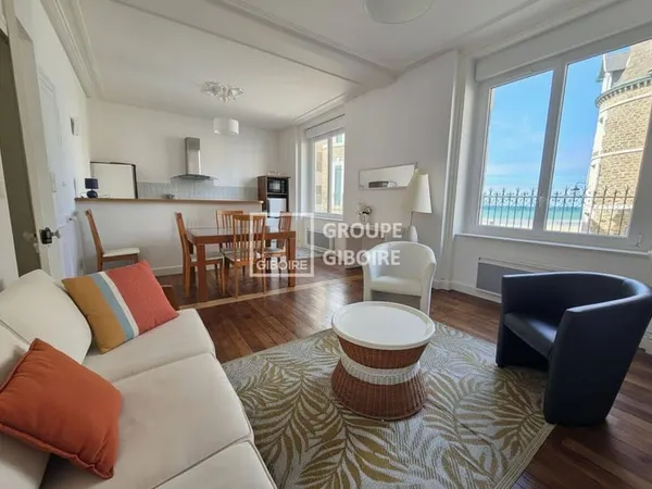 Appartement 4 pièces 67 m²