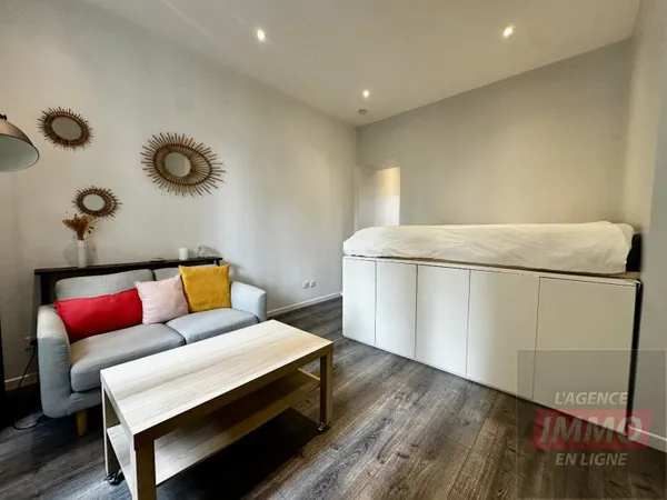 Studio 1 pièce 25 m²