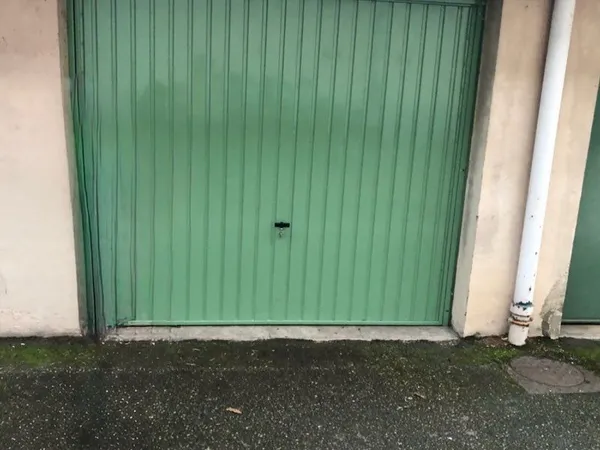 Garage box fermé