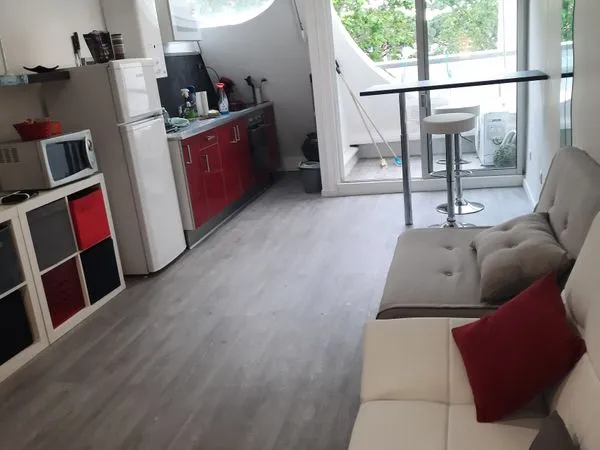 Location studio rénové le ponant la Grande motte