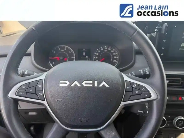 Dacia Jogger tce 110 7 places — photo 12