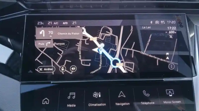 Peugeot 308 hybrid 136 e-dcs6 — photo 60