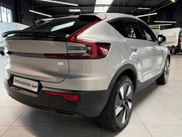 Volvo C40 recharge extended range 252ch plus — photo 5