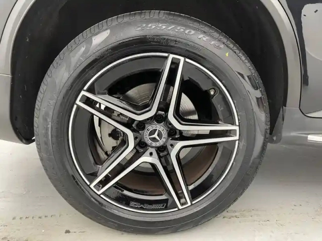 Mercedes Glc coupé 300 de 9g-tronic 4matic — photo 42