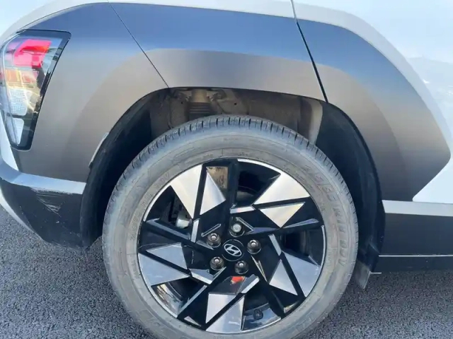 Hyundai Kona hybrid 141 — photo 17
