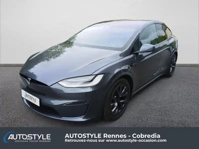 Tesla Model X dual motor 685 ch
