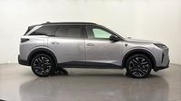 Peugeot 5008 Hybrid 145ch GT e-DCS6 — photo 4